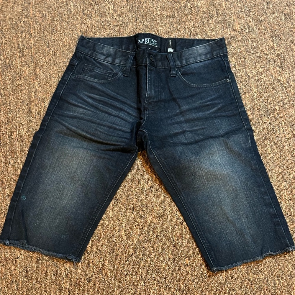 Hot Topic Men’s Denim Shorts 28
